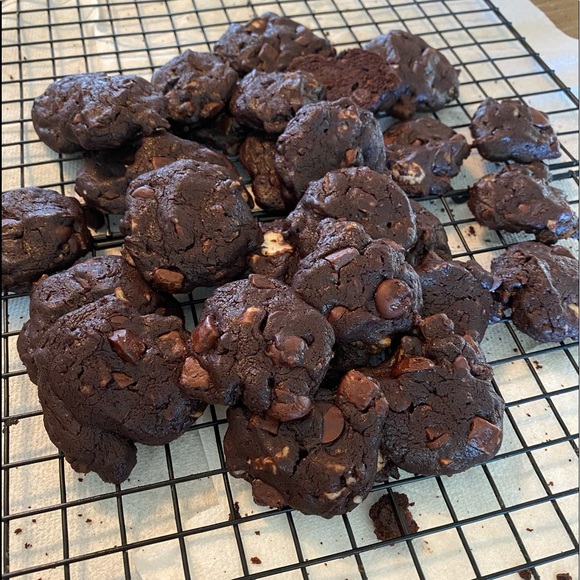 Meet your Posher, Riley - Picture 5 of 16